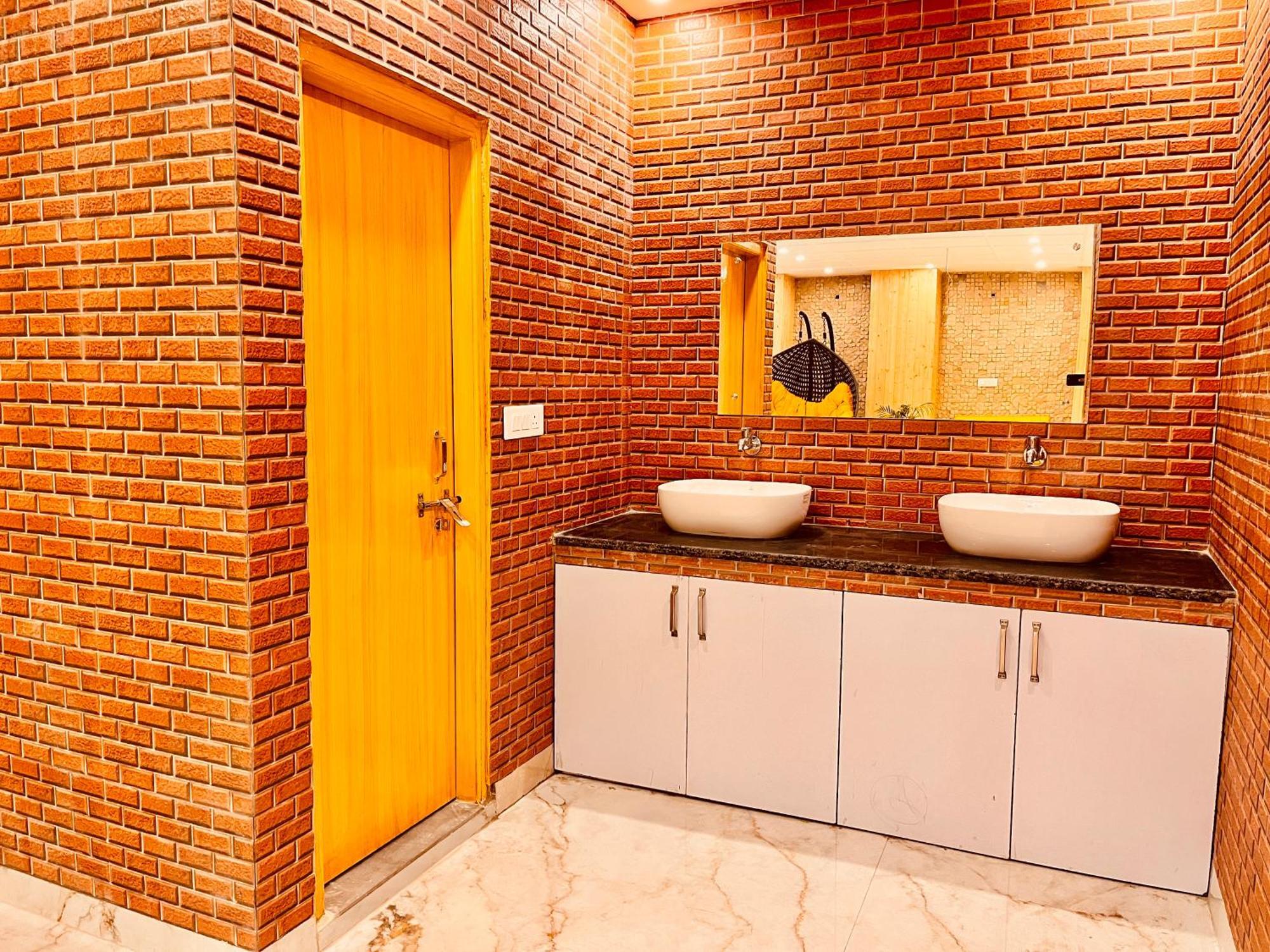 Hotel Hill View, Mussoorie - Near Jw Marriott Mussoorie, M 77377-32479 Exterior photo