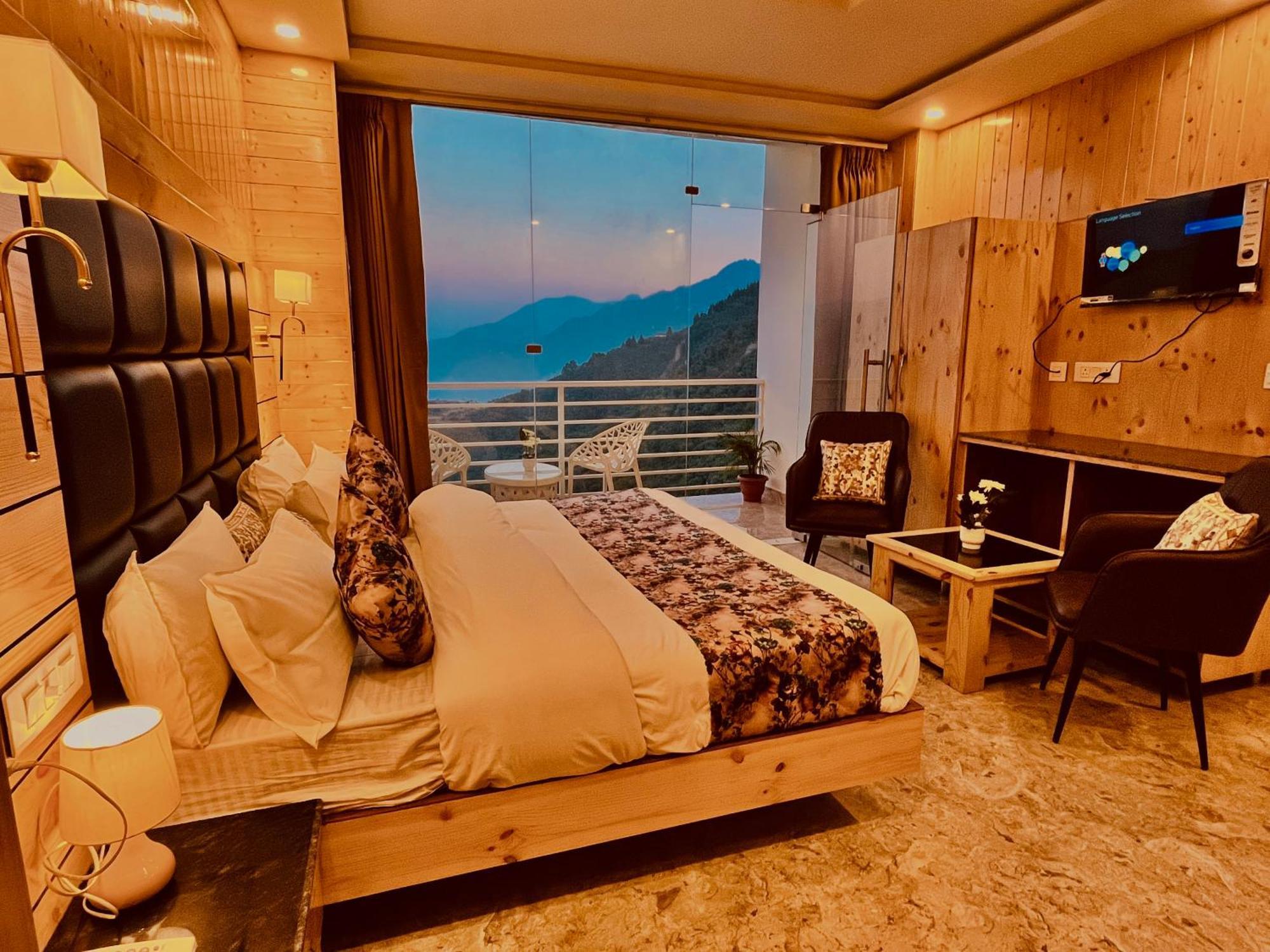 Hotel Hill View, Mussoorie - Near Jw Marriott Mussoorie, M 77377-32479 Exterior photo