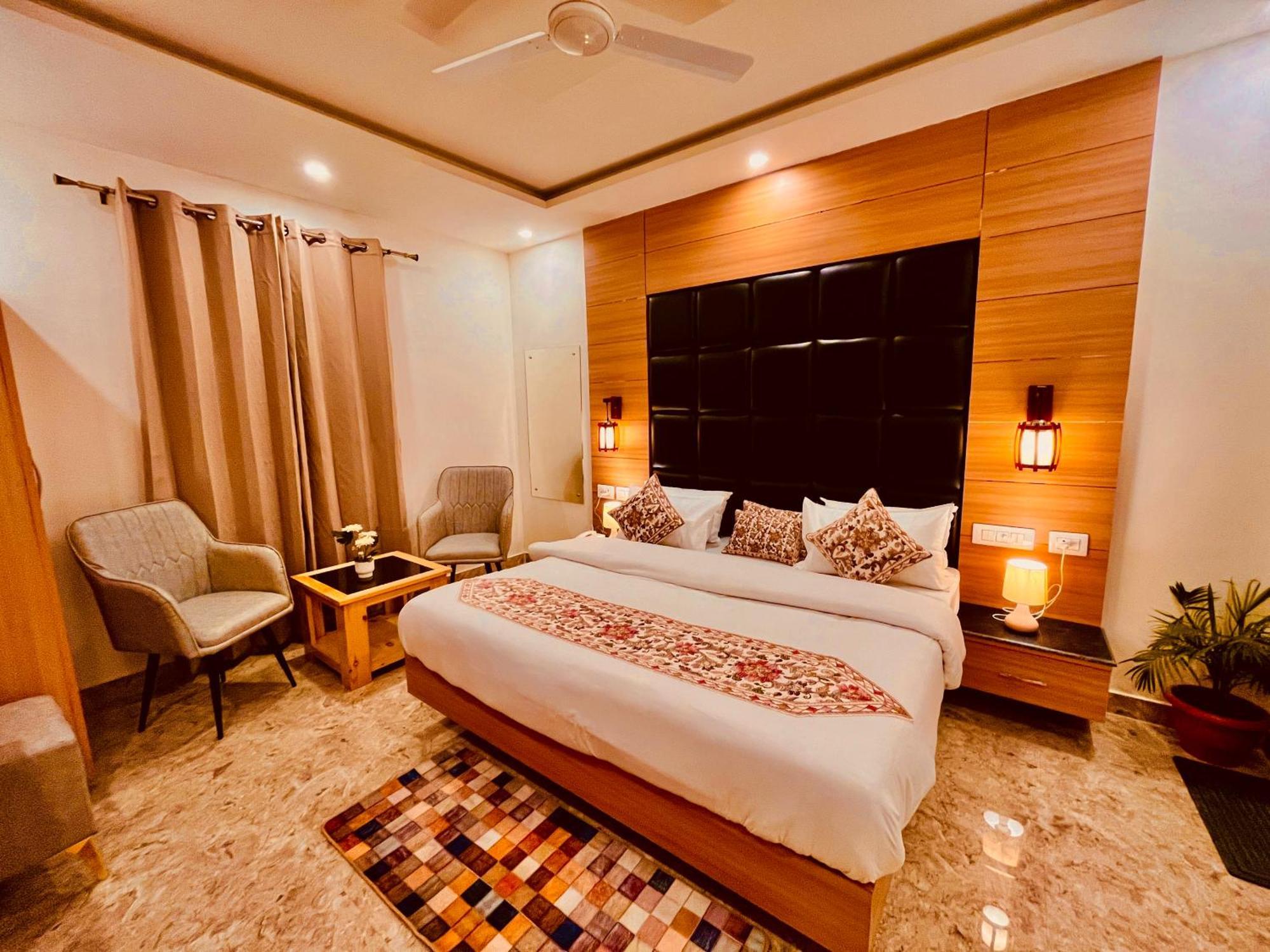 Hotel Hill View, Mussoorie - Near Jw Marriott Mussoorie, M 77377-32479 Exterior photo